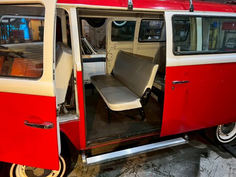 1973年　フォルクスワーゲン　ステーションワゴン