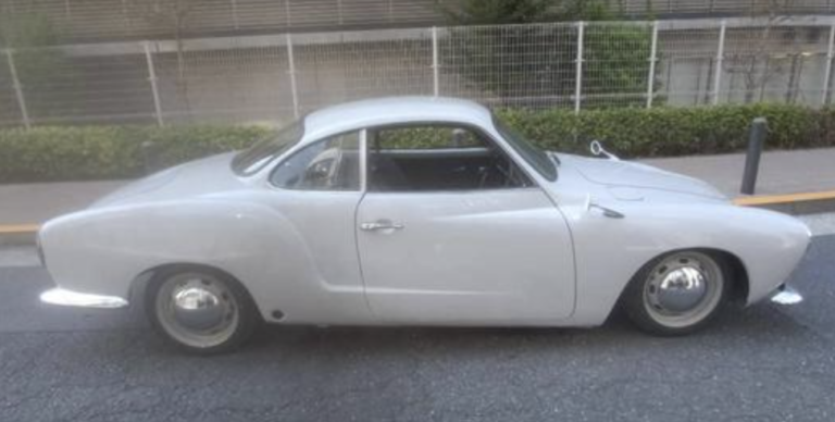 1969年式カルマンギア ヤナセ物右ハンドル
